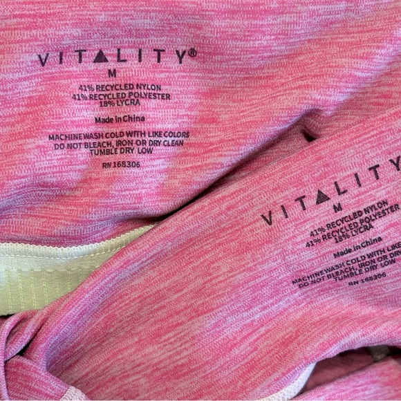 Vitality Daydream V Volley Bike Shorts Square Sports Bra Set Cherry Limeade M - Picture 7 of 7